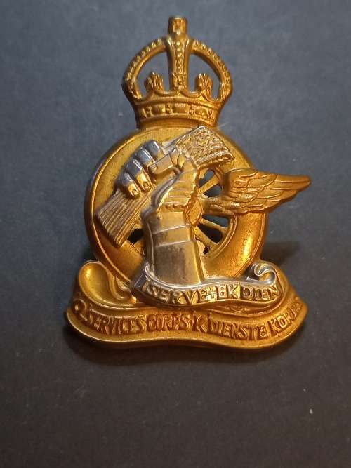 Service Corps Cap badge. Excellent condition