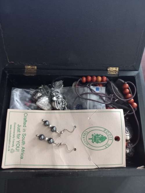 Large lot of Costume jewelery in Trinket box