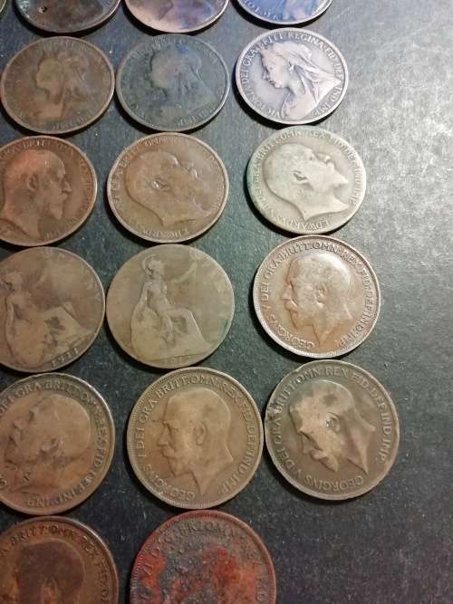 Great britain penny collection.(dates between 1862 - 1939)