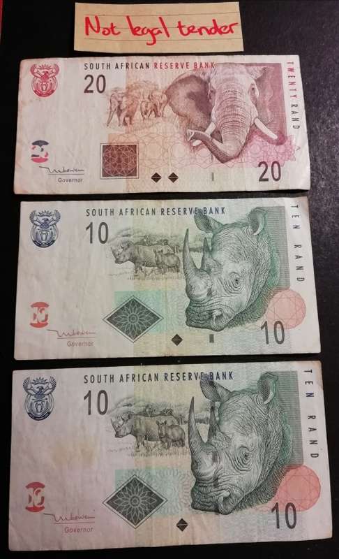 Circulated Mboweni bank notes. 2 x R10 and 1 x R20. One bid.