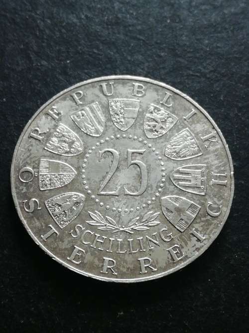 1957 Austria 25 Schilling. *80% Silver*