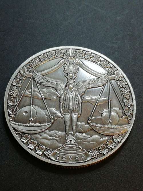 Beautiful Zodiac coin. Medal. 40mm