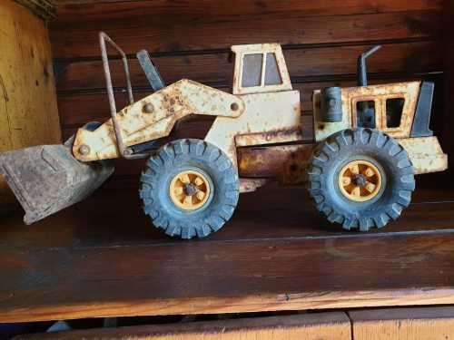 LARGE 1970S TONKA FRONT END LOADER