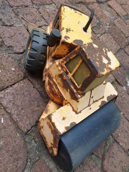 LARGE 1970S MIGHTY TONKA ROLLER