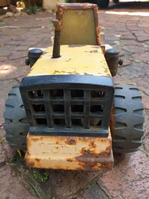 LARGE 1970S MIGHTY TONKA ROLLER