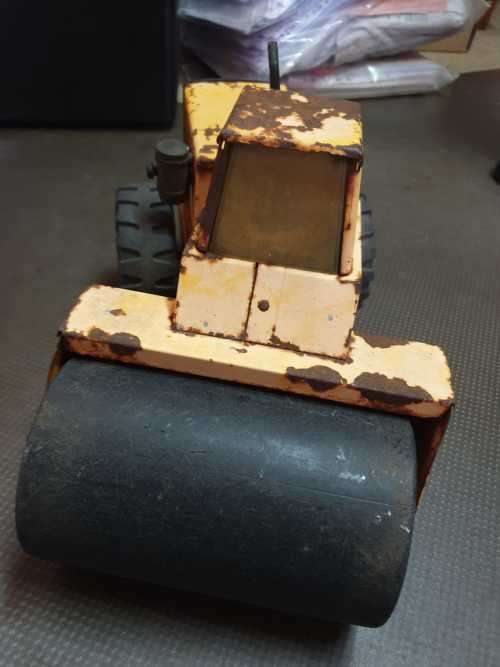 LARGE 1970S MIGHTY TONKA ROLLER