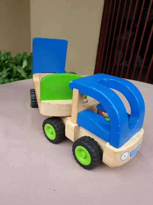 WONDERWORLD PICK-UP TRUCK