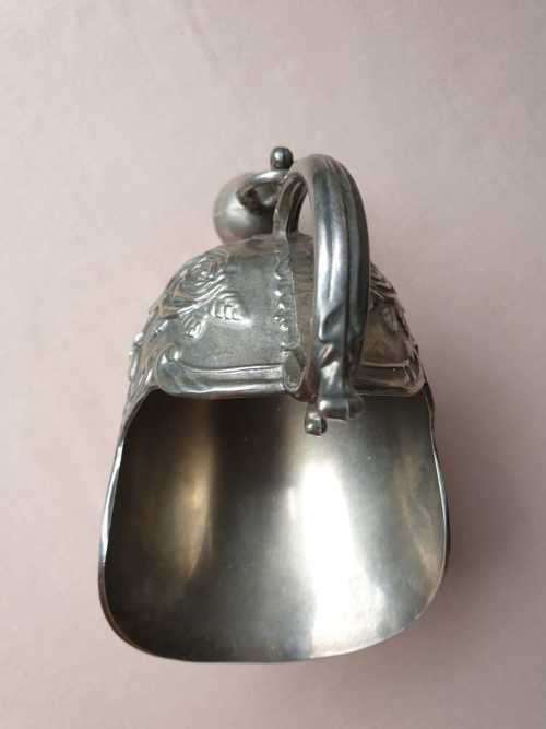 BEAUTIFUL VINTAGE SILVER-PLATED SUGAR BOWL WITH SCOOP