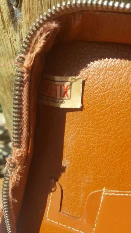 VINTAGE 1950S TWO-TIX CHROME MALE GROOMING KIT MADE IN ENGLAND
