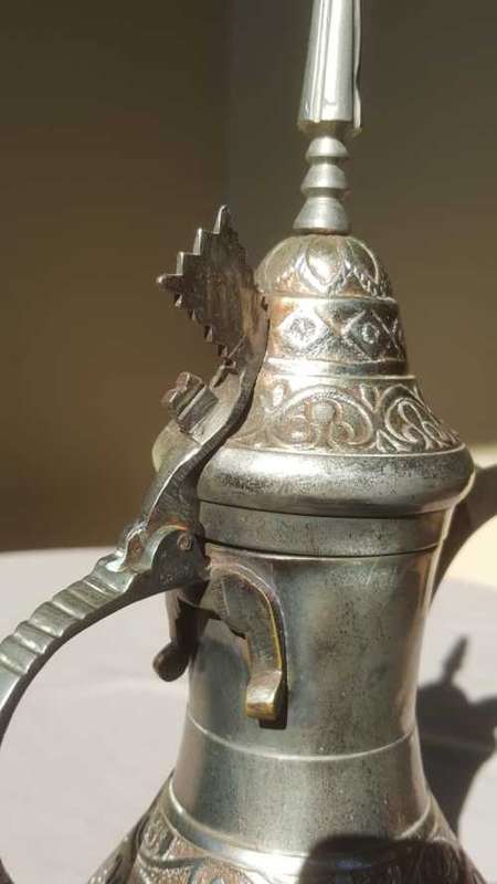VINTAGE LARGE SILVER PLATED ARABIC DALLAH COFFEE POT