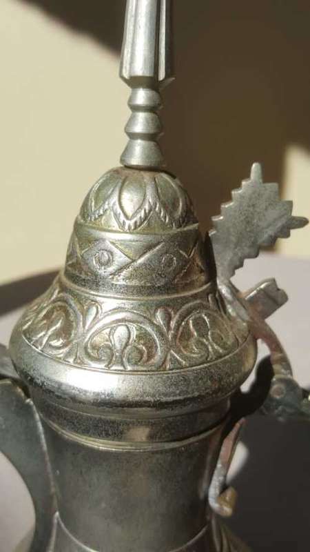 VINTAGE LARGE SILVER PLATED ARABIC DALLAH COFFEE POT