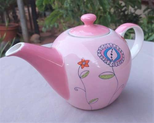 WOOLWORTHS EASE HAND PAINTED PINK STONEWARE TEA POT