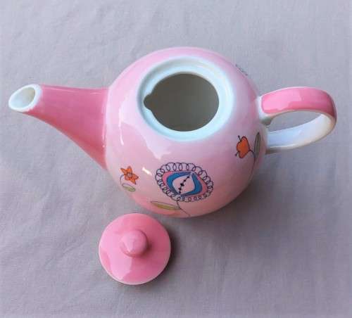 WOOLWORTHS EASE HAND PAINTED PINK STONEWARE TEA POT