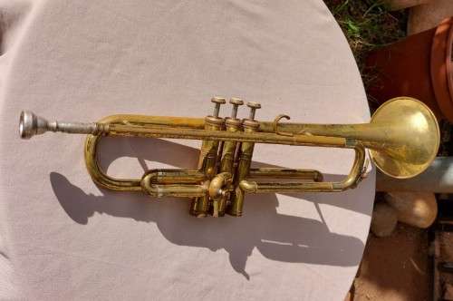AWSOME VINTAGE (1960s) GRAFTON OF ENGLAND FOREIGN BRASS STANDARD TRUMPET