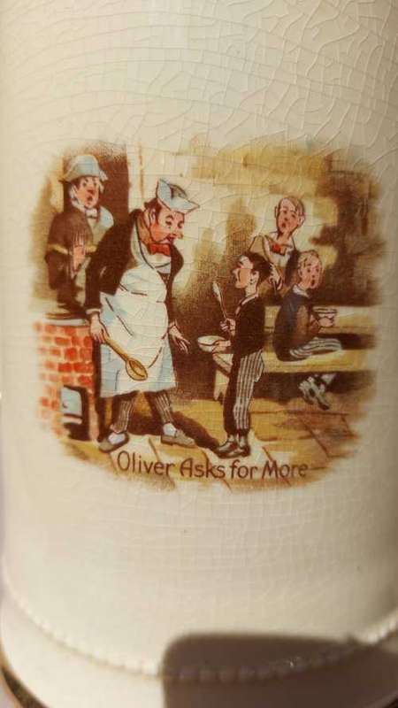 VINTAGE AND SCARSE ROYAL BRADWELL ARTHUR WOOD 3752 ENGLAND OLIVER TWIST MUGS WITH GOLD TRIMS