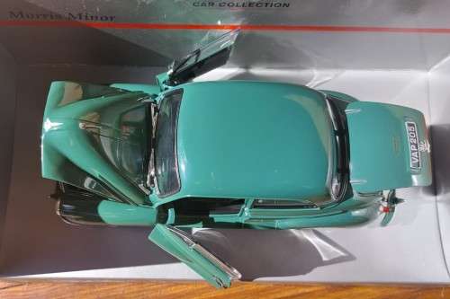 RARE MINICHAMPS LIMITED EDITION 1:18 MORRIS MINOR 2 DOOR 1959 DIE CAST CAR GREEN
