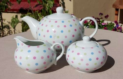 CUTE PINK, BLUE AND GREEN DOTTED TEA POT, SUGAR POT AND CREAMER MADE IN CHINA