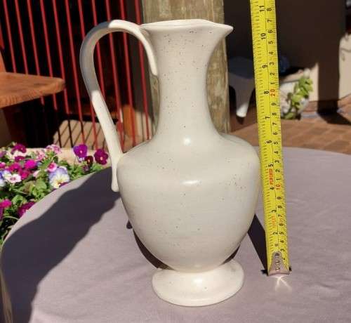BEAUTIFULLY WHITE SPECKLED CERAMIC VASE MUG PITCHER WITH STYLISH HANDLE