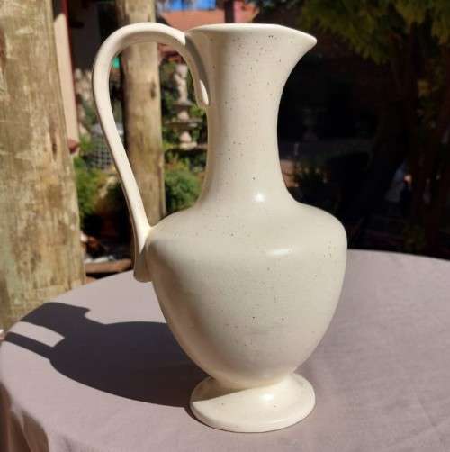 BEAUTIFULLY WHITE SPECKLED CERAMIC VASE MUG PITCHER WITH STYLISH HANDLE