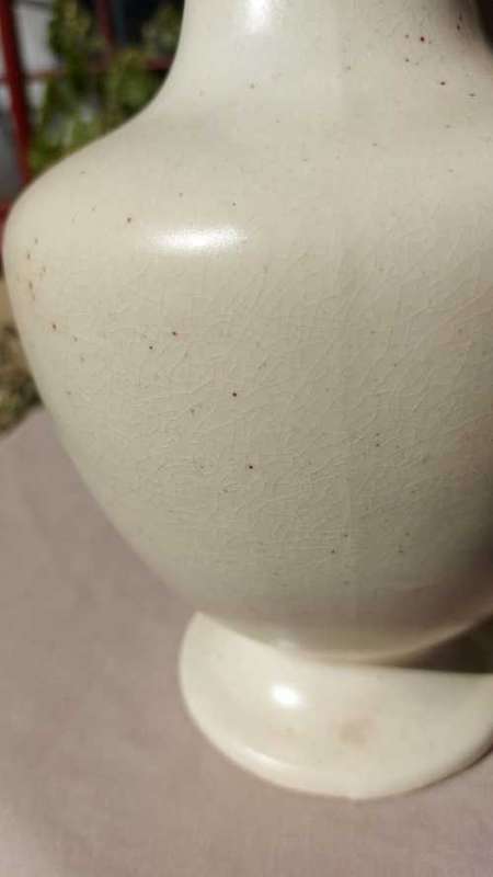 BEAUTIFULLY WHITE SPECKLED CERAMIC VASE MUG PITCHER WITH STYLISH HANDLE