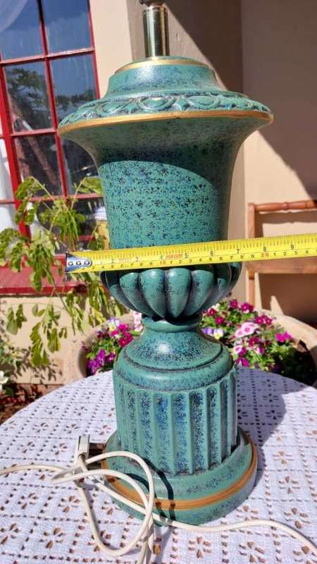 LARGE 60CM HIGH THACKWRAY SOUTH AFRICA CERAMIC TABLE LAMP WORKING!