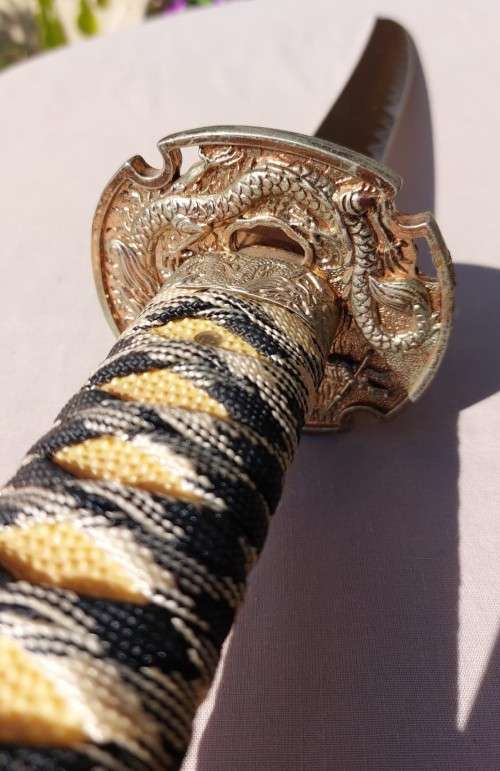SAMURAI TANTO SWORD OR DAGGER WITH SCABBARD WELL MADE WITH 440 STAINLESS STEEL IN TAIWAN