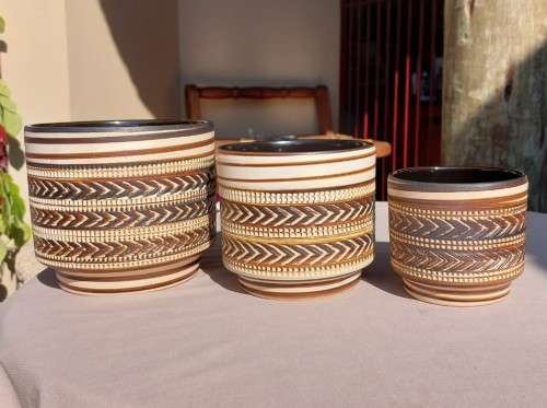 BEAUTIFULL TRIO OF HANDMADE GERMANY CERAMIC POTS  WELL MADE