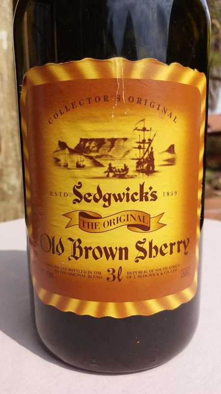VINTAGE OLD BROWN SHERRY COLLECTORS 3L BROWN AMBER BOTTLE - EMPTY