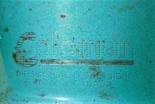 RARE COLEMAN 241G 1967 SINGLE MANTLE PARAFFIN PRESSURE LANTERN SEAFOAM GREEN JUDGED WORKING