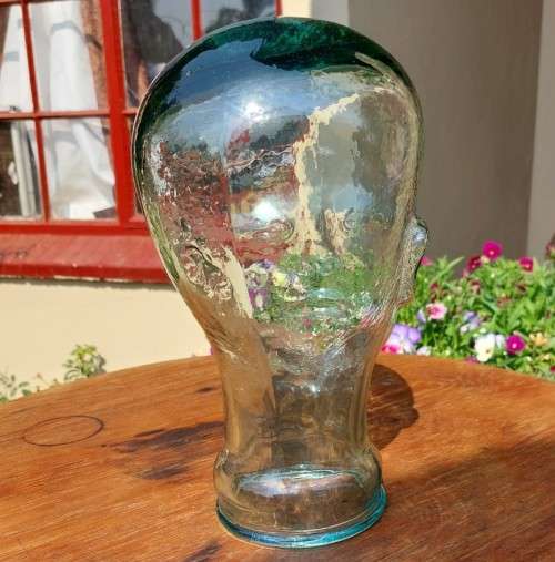 CREEPY LIFE SIZED 28CM HIGH TINTED GREEN GLASS HUMAN MANNEQUIN HEAD  AN UNIQUE ITEM