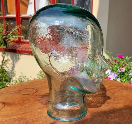 CREEPY LIFE SIZED 28CM HIGH TINTED GREEN GLASS HUMAN MANNEQUIN HEAD  AN UNIQUE ITEM