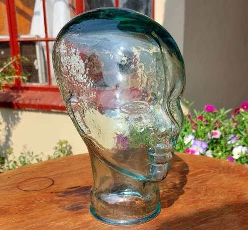 CREEPY LIFE SIZED 28CM HIGH TINTED GREEN GLASS HUMAN MANNEQUIN HEAD  AN UNIQUE ITEM