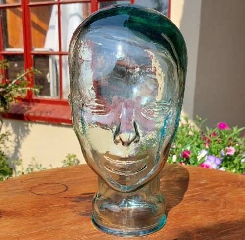 CREEPY LIFE SIZED 28CM HIGH TINTED GREEN GLASS HUMAN MANNEQUIN HEAD  AN UNIQUE ITEM