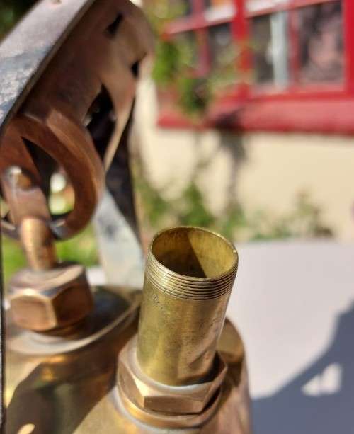 BURMOS BRASS BLOWTORCH VINTAGE PARAFFIN 2 PINT (about 1L) CAPACITY BY TOWNSON and COXSON ENGLAND