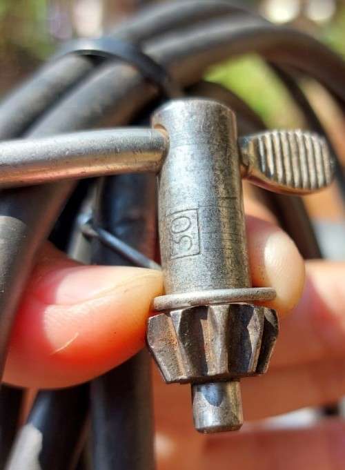 VINTAGE 1950S BLACK AND DECKER HEAVY DUTY DRILL WITH A JACOBS CHUCK AND KEY MADE IN ENGLAND WORKING