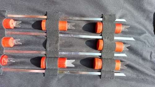 18 PIECE STAINLESS STEEL BBQ UTENSIL SET WITH PORTABLE CARRY BAG IN GOOD USED CONDITION