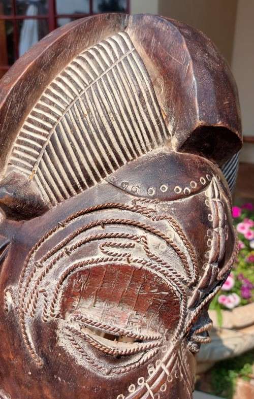 HIGHLY DESIRABLE AFRICAN TIKAR WOODEN MASK HAND CARVED CAMEROON 40CM HIGH