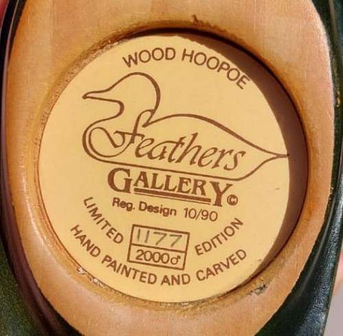 FEATHERS GALLERY KNYSNA LIMITED EDITION NO 1177 WOOD HOOPOE (MALE) OR KAKELAAR HAND CRAFTED