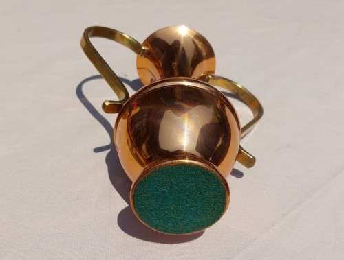 SMALL 15CM HIGH COPPER AMPHORA VASE WITH BRASS HANDLES