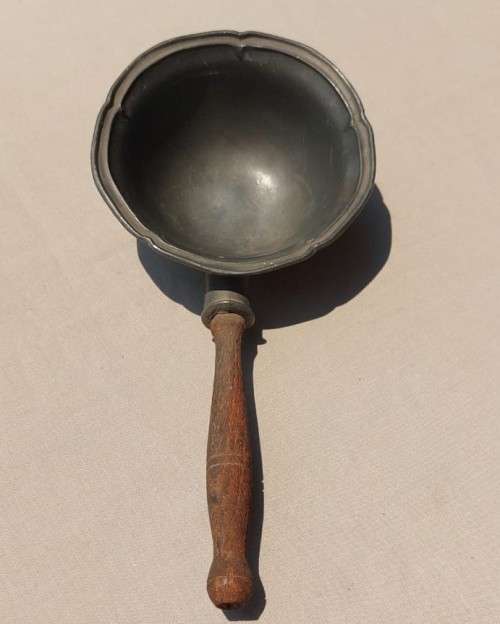 ANTIQUE PEWTER WATER LADDLE OR DIPPER WITH WOODEN HANDLE