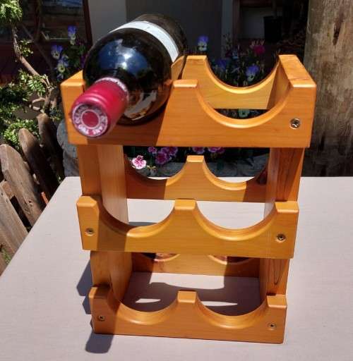 SIX BOTTLE WOOD FORUM SOUTH AFRICAN MADE STAINED PINE WOODRACK
