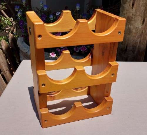SIX BOTTLE WOOD FORUM SOUTH AFRICAN MADE STAINED PINE WOODRACK