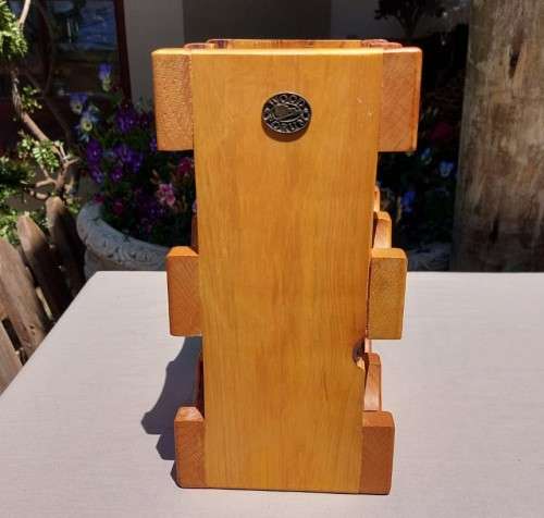 SIX BOTTLE WOOD FORUM SOUTH AFRICAN MADE STAINED PINE WOODRACK