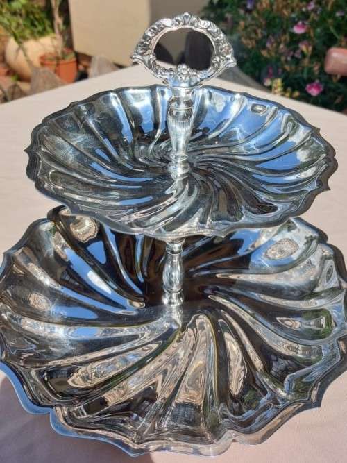 VINTAGE SOUTH AFRICAN MADE EM-ESS SP ON B (Silver Plated on Brass) TWO-TIER SWEETS TRAY WITH HANDLE