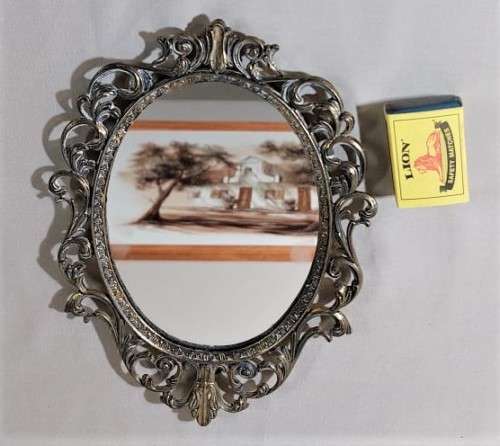ITALIAN MADE VINTAGE OVAL BRASS MIRROR FRAME