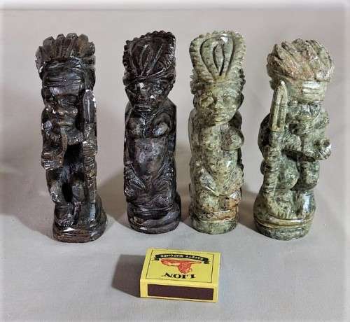WONDERFUL SET OF 32 AFRICAN RHODESIAN SOAPSTONE CHESS PIECES  HANDCARVED AND RARE - KING 15CM HIGH!