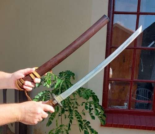 SAMURAI WAKIZASHI SWORD WITH WOODEN SCABBARD WELL MADE BUT WITH BLUNTED BLADE MADE IN JAPAN