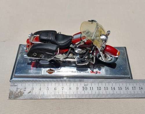 HARLEY DAVIDSON 2000 FLHRC ROAD KING CLASSIC DIE CAST 1:18 - BY MAISTO