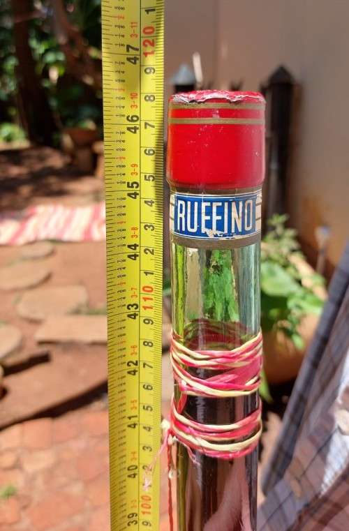 ULTRA RARE 1,2M HIGH! VINTAGE 1972 IL RUFFINI CHIANTI ITALY WINE BOTTLE (FULL!) WITH RATTAN WRAP