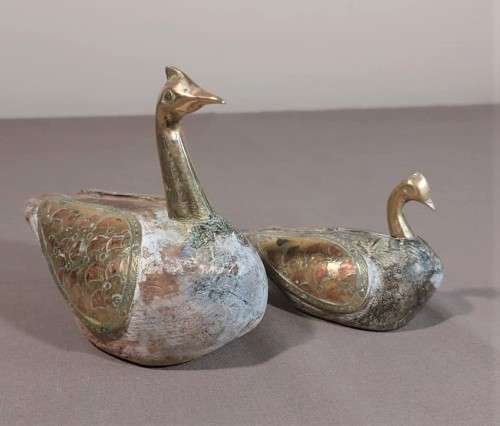 VINTAGE PAIR OF HANDCRAFTED WOODEN DUCKS WITH BRASS NECK AND WINGS AND COPPER TRIM